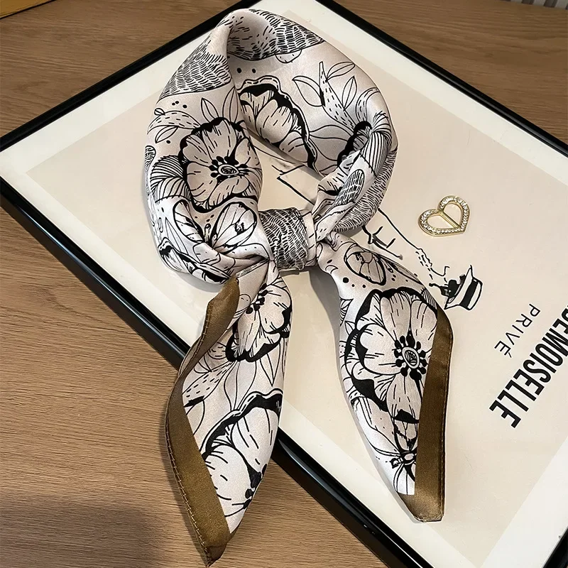 100% مربع الحرير للنساء الكلاس - مراجعة Shawl Wrap Winter وسعره